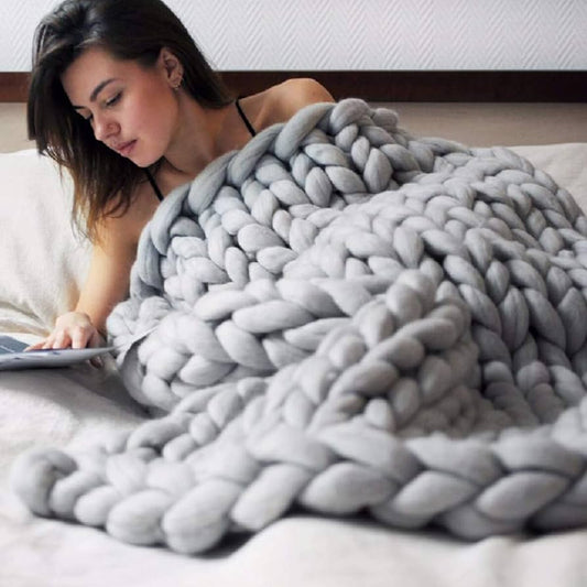 THE ARCTIC MONKEY™  - COZY KNIT BLANKET